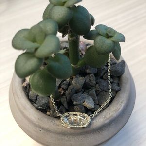 BNWT Kendra Scott Elisa necklace in gold